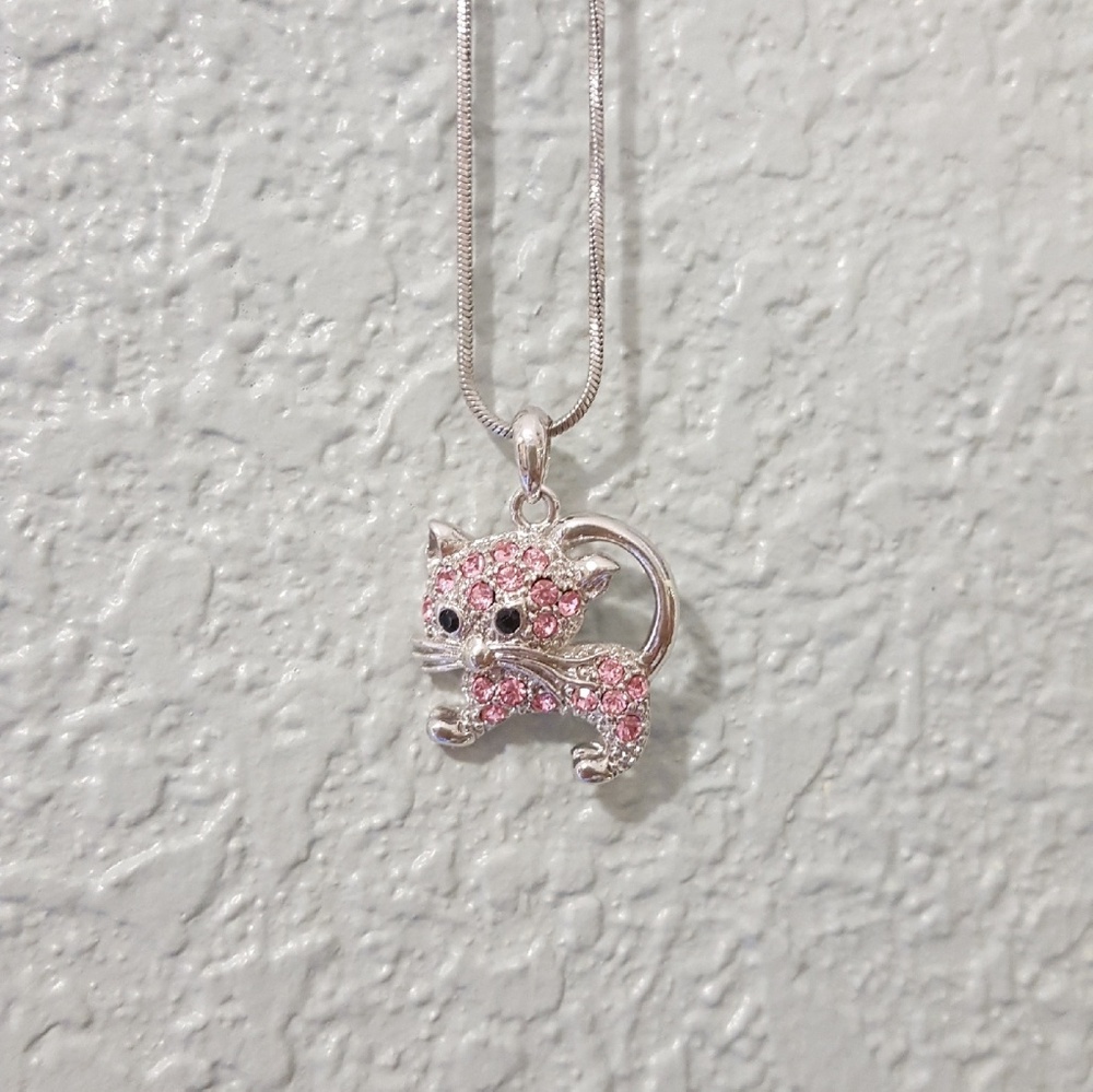 kitty necklace